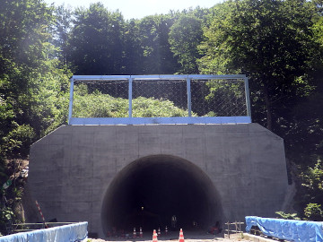 国道289号6号トンネル工事