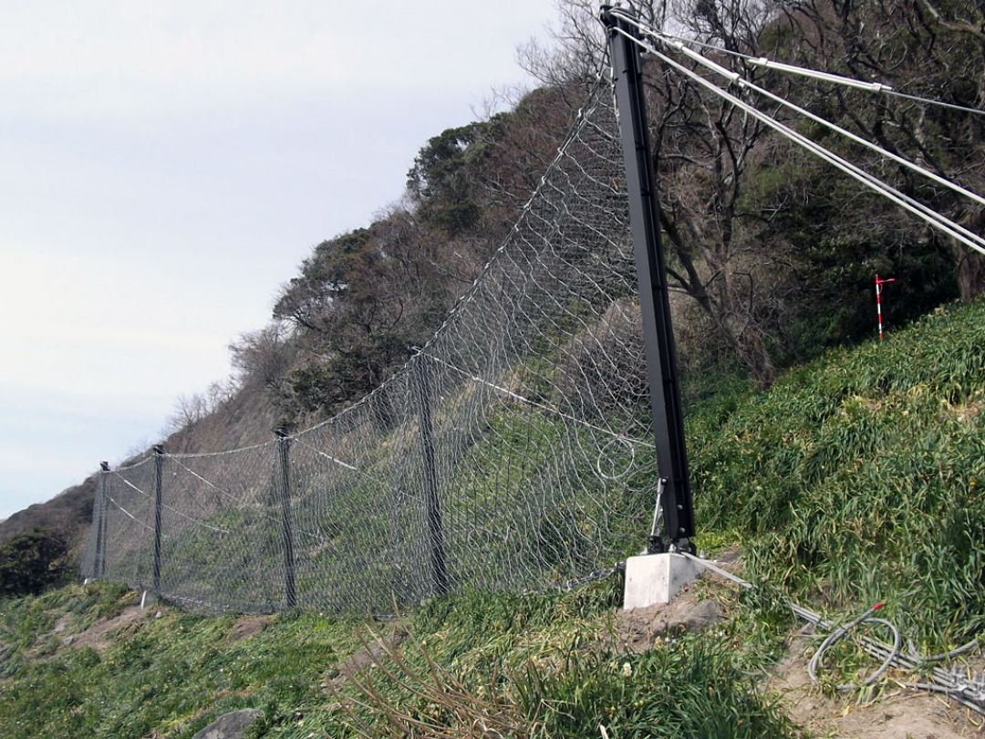 景観に配慮した着色で周囲と調和します。